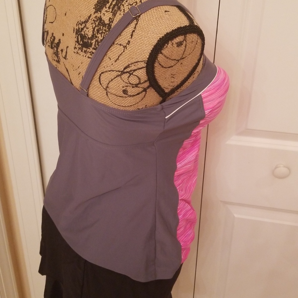 EUC Free Country swim top. Size Large. Pink & Gray - Picture 4 of 5